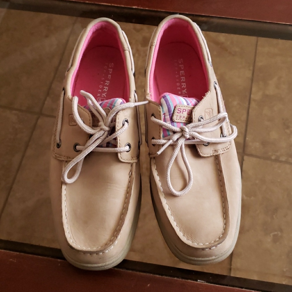 Sperry Shoes - Picture 4 of 7